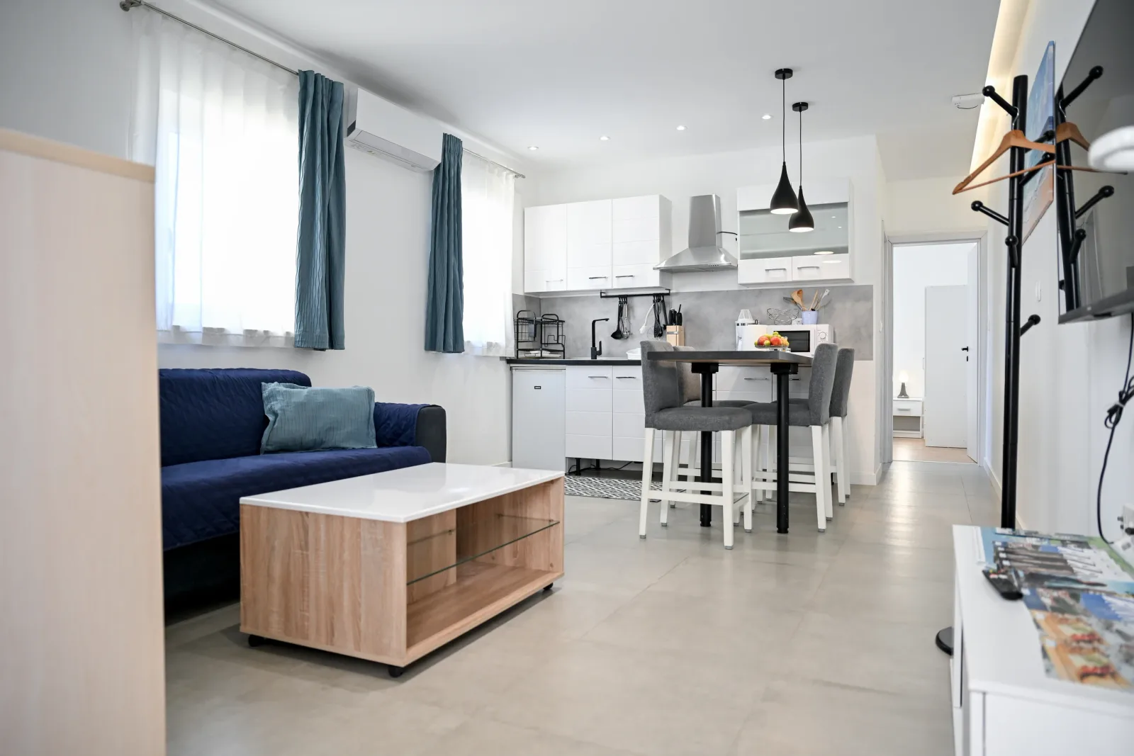 Apartman Comfort – living and dining area