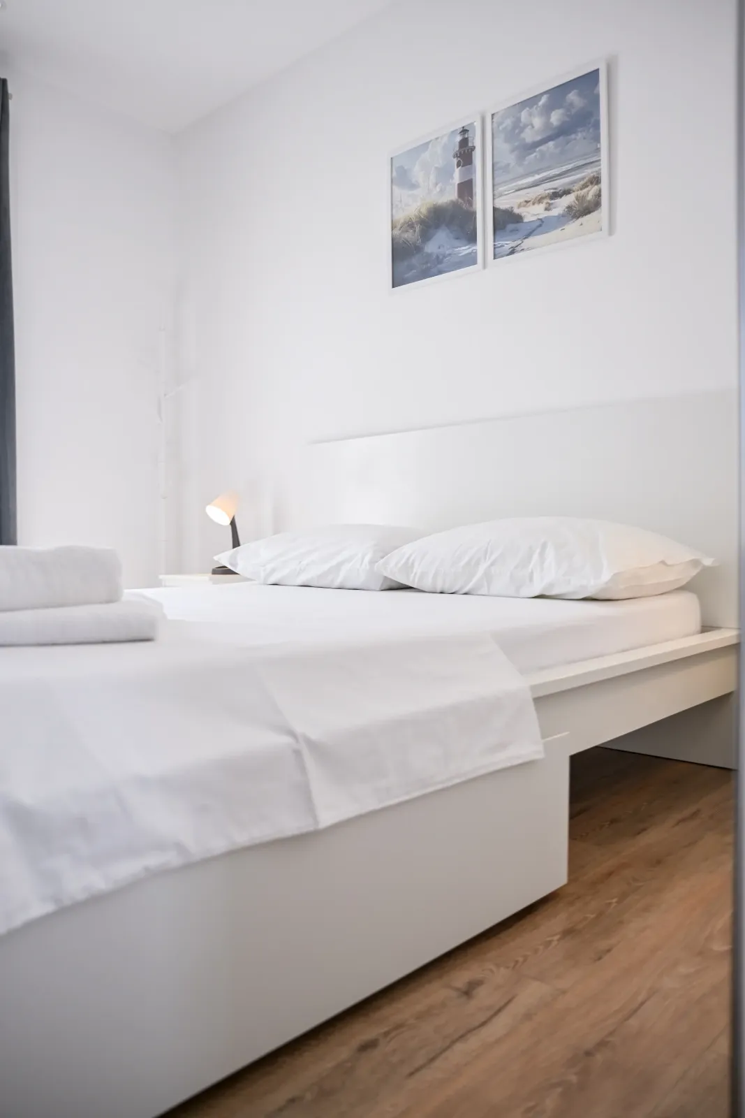 Studio Urban – bed and wall art