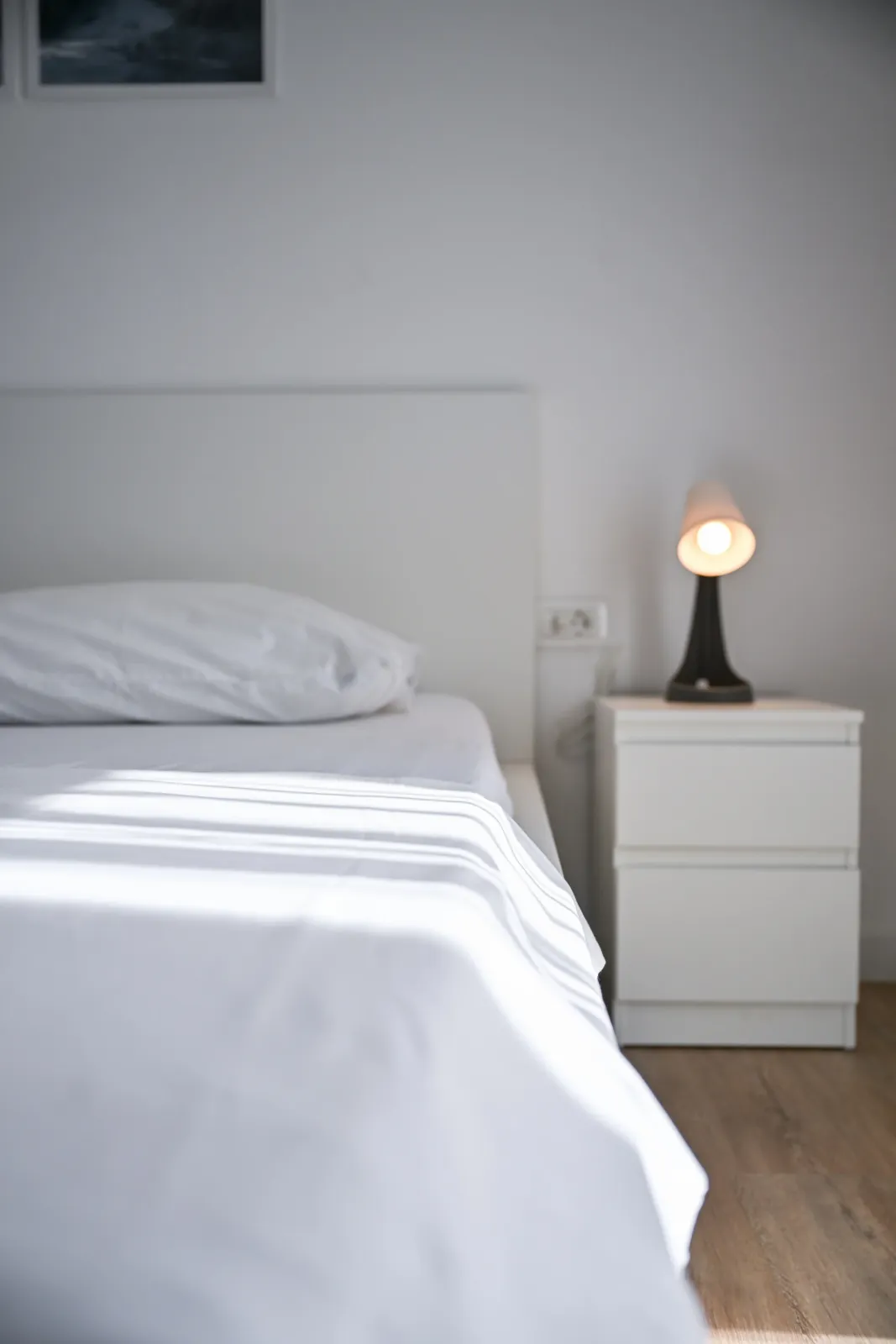 Studio Urban – bedside table